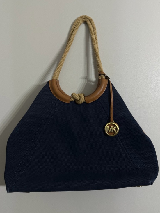 Michael Kors Handbags - Michael Kors Isla Ring Canvas Shoulder Tot